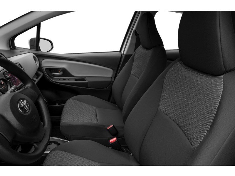 2017 Toyota Yaris 5dr HB Auto LE Interior Shot 5