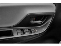 2017 Toyota Yaris 5dr HB Auto LE Exterior Shot 14