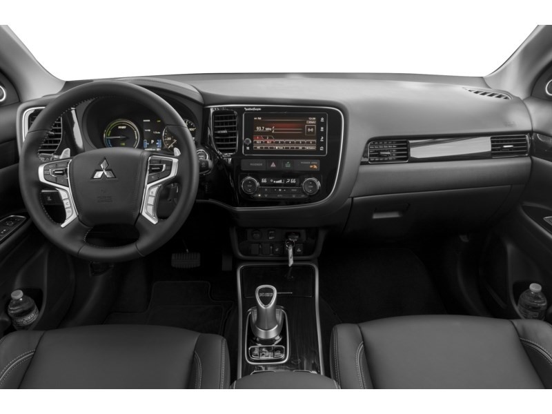 2018 Mitsubishi Outlander PHEV GT S-AWC Interior Shot 6