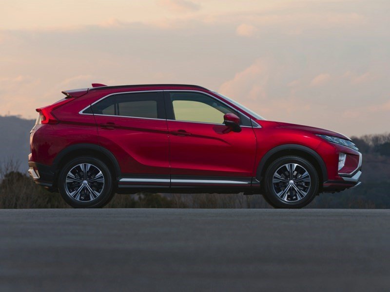 2020 Mitsubishi Eclipse Cross ES OEM Shot 1