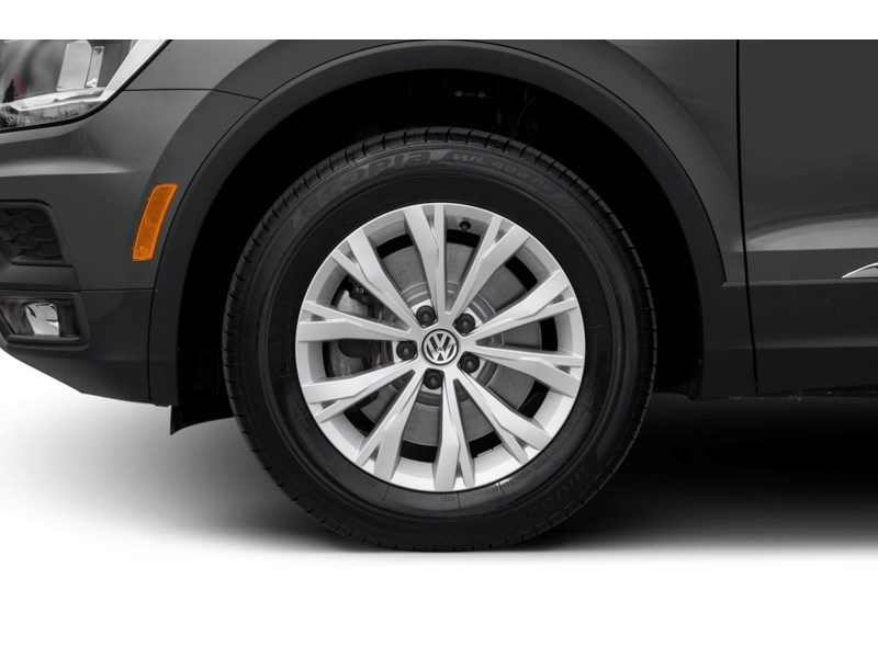 2020 Volkswagen Tiguan Comfortline 4MOTION Exterior Shot 5