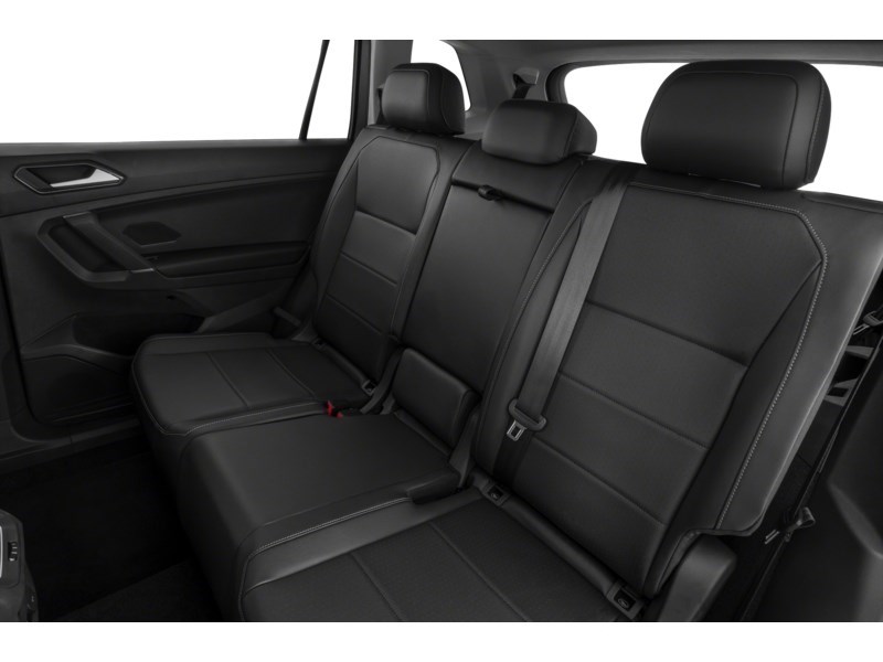 2020 Volkswagen Tiguan Comfortline 4MOTION Interior Shot 5