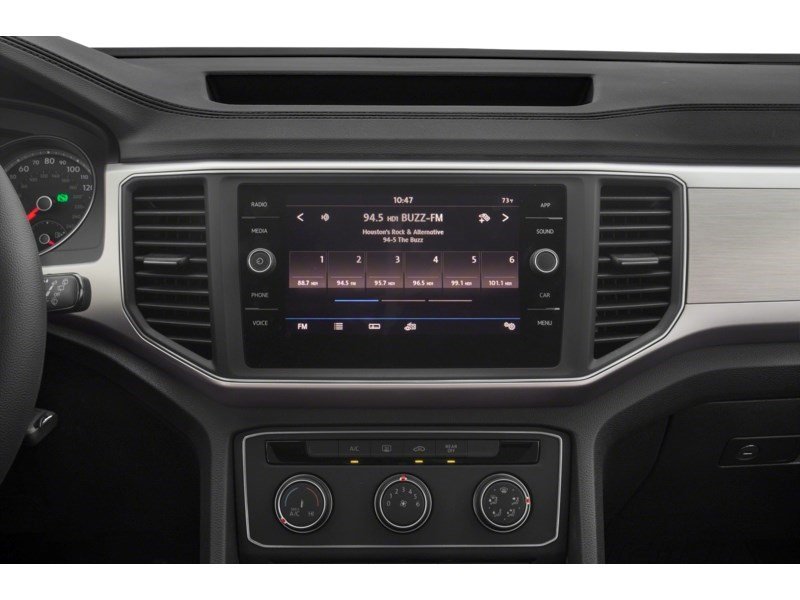 2018 Volkswagen Atlas Highline 3.6 FSI 4MOTION Interior Shot 2