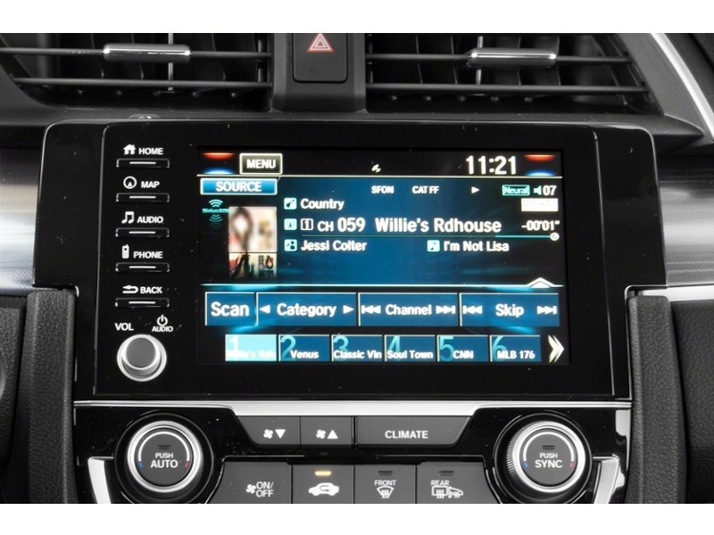 2019 Honda Civic Touring CVT interior