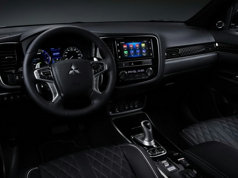 Ottawa s 2022 Mitsubishi Outlander PHEV Black Edition New Ottawa