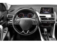 PEARL WHITE 2020 Mitsubishi Eclipse Cross SE S-AWC interior