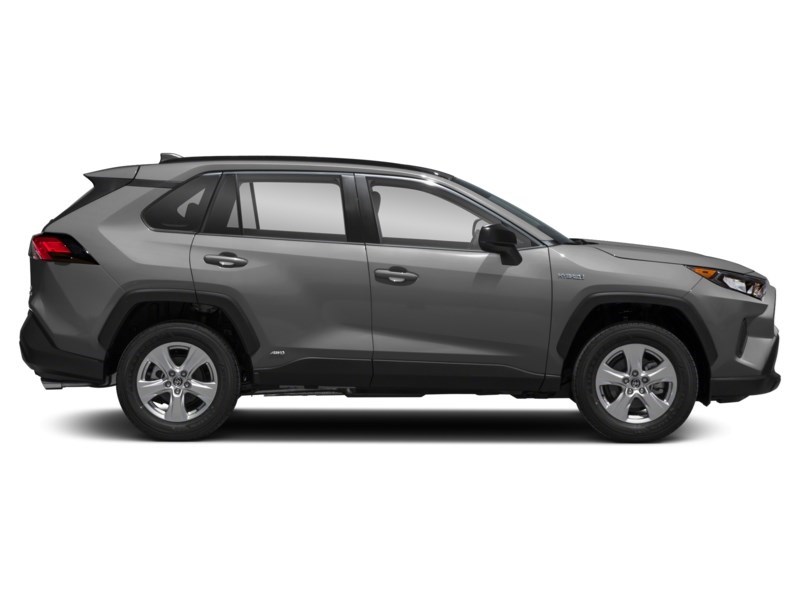 2022 Toyota RAV4 LE AWD Exterior Shot 10