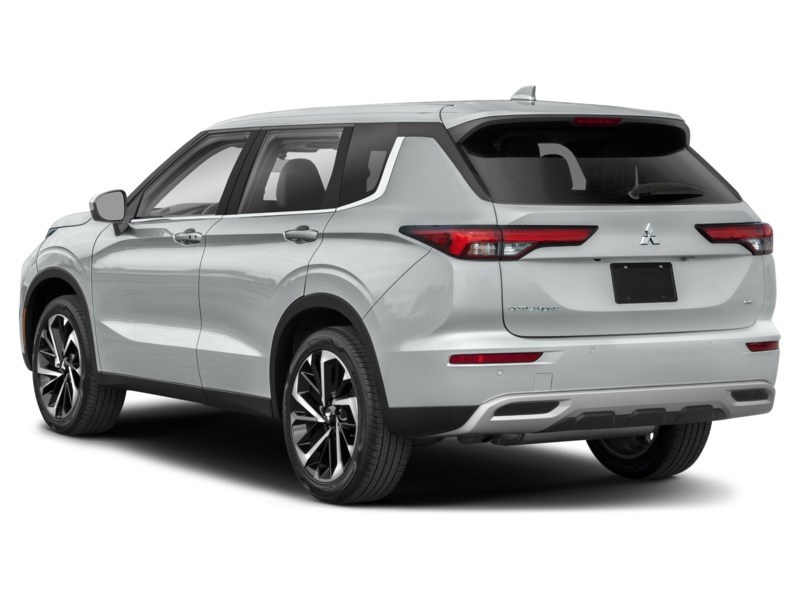 2022 Mitsubishi Outlander SE S-AWC Exterior Shot 9