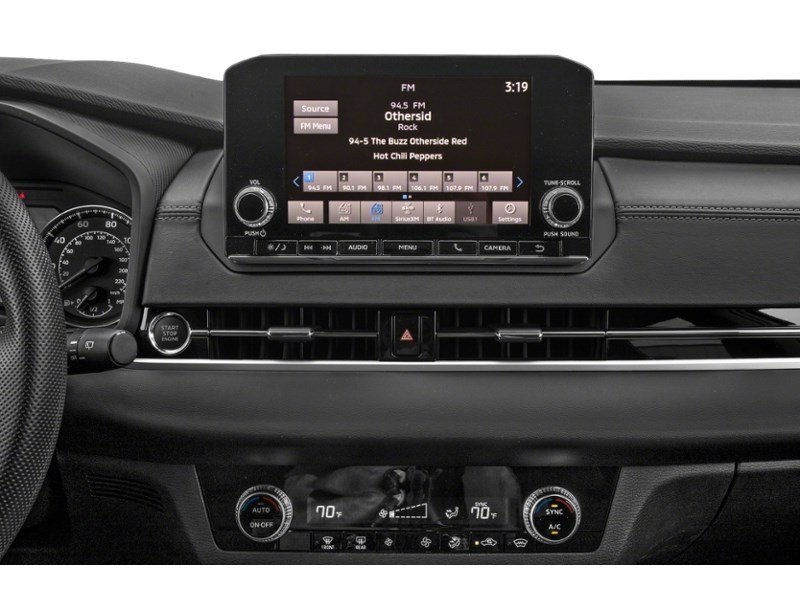 2022 Mitsubishi Outlander LE S-AWC Interior Shot 2