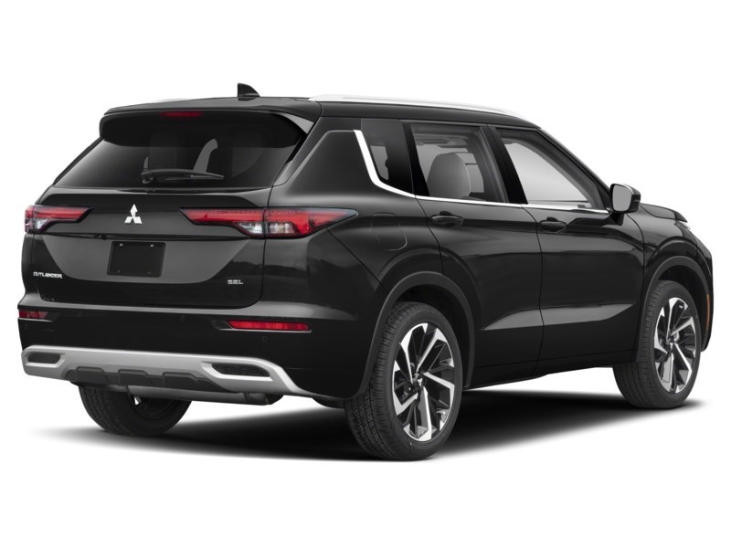 2022 Mitsubishi Outlander GT S-AWC Exterior Shot 2