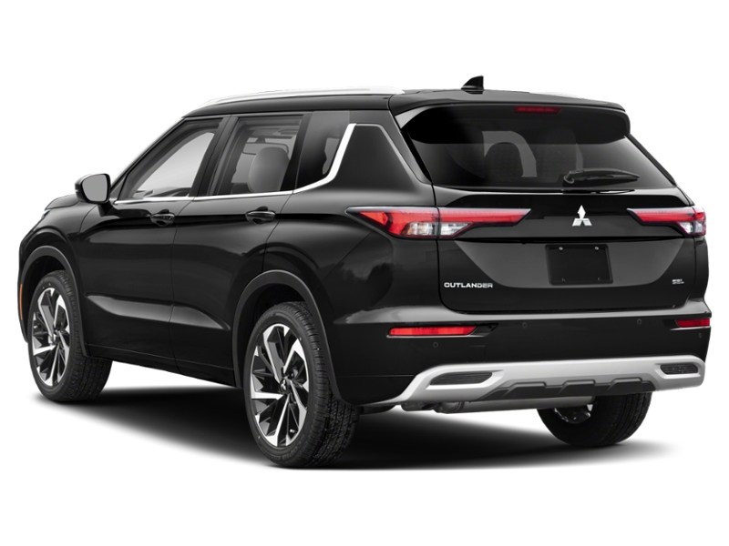 2024 Mitsubishi Outlander GT S-AWC Exterior Shot 9
