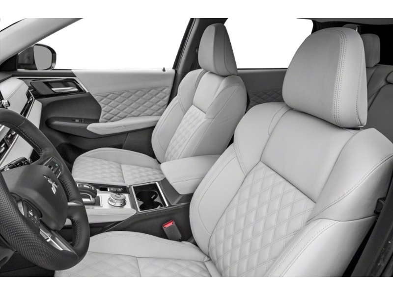 2024 Mitsubishi Outlander GT S-AWC Interior Shot 4
