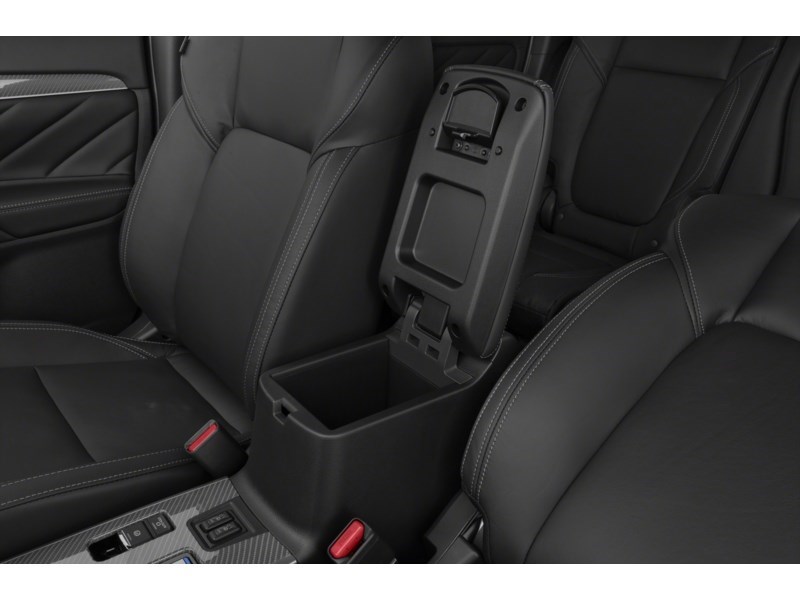 2022 Mitsubishi Outlander Plug-In Hybrid Black Edition S-AWC Interior Shot 7
