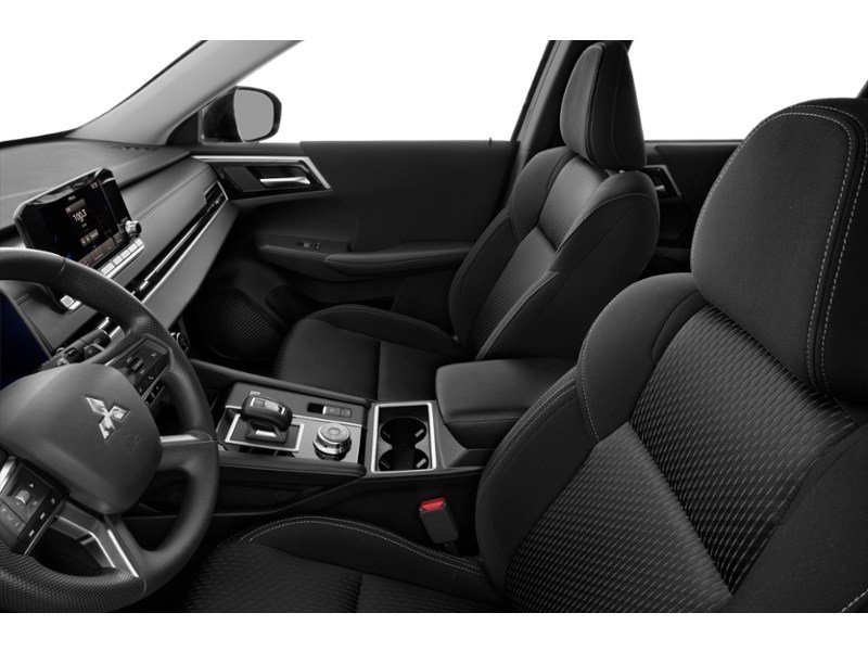 2025 Mitsubishi Outlander Plug-In Hybrid SE S-AWC interior