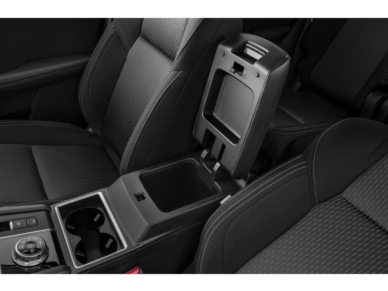 2025 Mitsubishi Outlander Plug-In Hybrid SE S-AWC interior