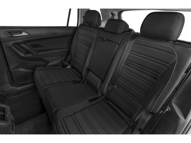 2024 Volkswagen Tiguan Trendline 4MOTION Interior Shot 5
