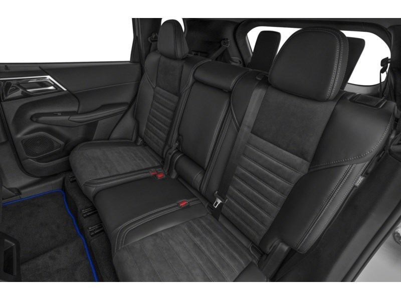 2025 Mitsubishi Outlander Plug-In Hybrid SE S-AWC Interior Shot 5
