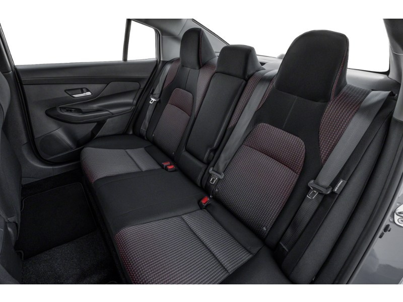 2026 Nissan Sentra SR Sedan Interior Shot 5