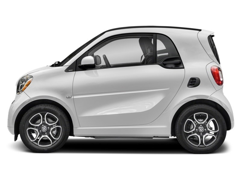 2018 smart fortwo electric drive passion White  Shot 3