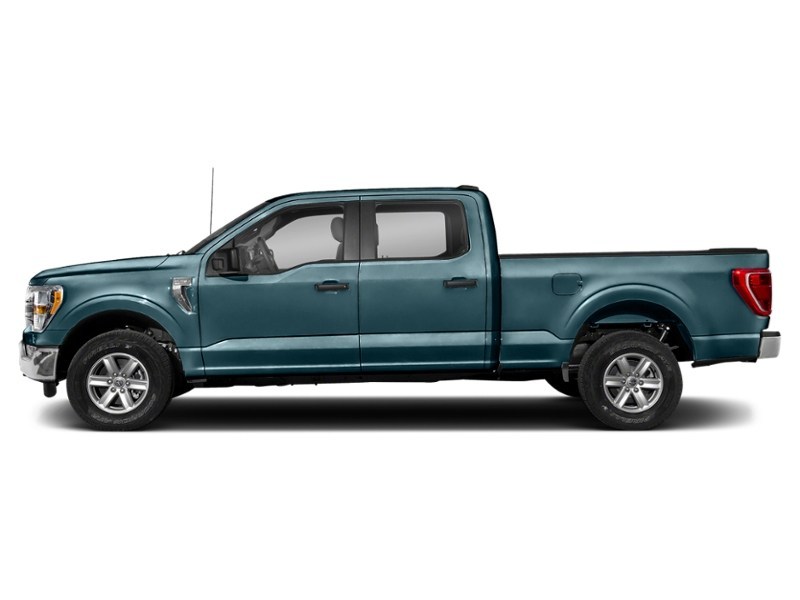Green 2023 Ford F-150 XLT 4WD SuperCrew 5.5' Box exterior
