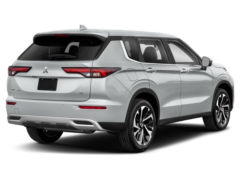 Sterling Silver 2024 Mitsubishi Outlander SE S-AWC exterior
