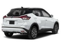 Aspen White TriCoat/Super Black 2024 Nissan Kicks SV FWD exterior